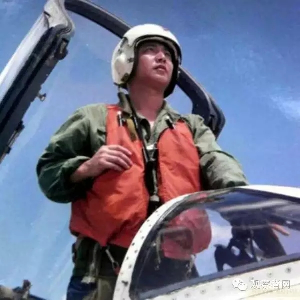 海空卫士王伟,2001年4月1日,驾驶歼-8b战斗机与美国ep-3侦察机相撞后