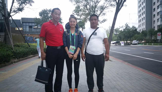 安阳体育健儿段丹丹候永波为河南队全运会女子20公里竞走团体项目夺冠